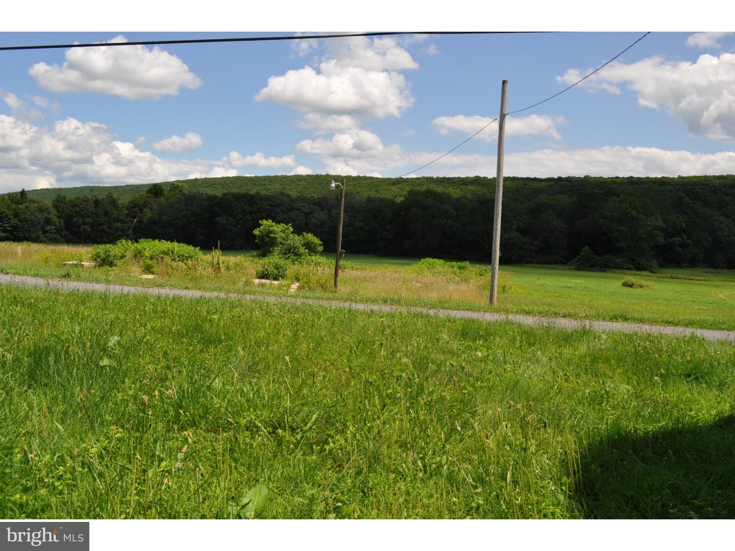 1105-d-e Valley Road Tamaqua, PA 18252 - Photo 1 of 4 Gallery Image 1