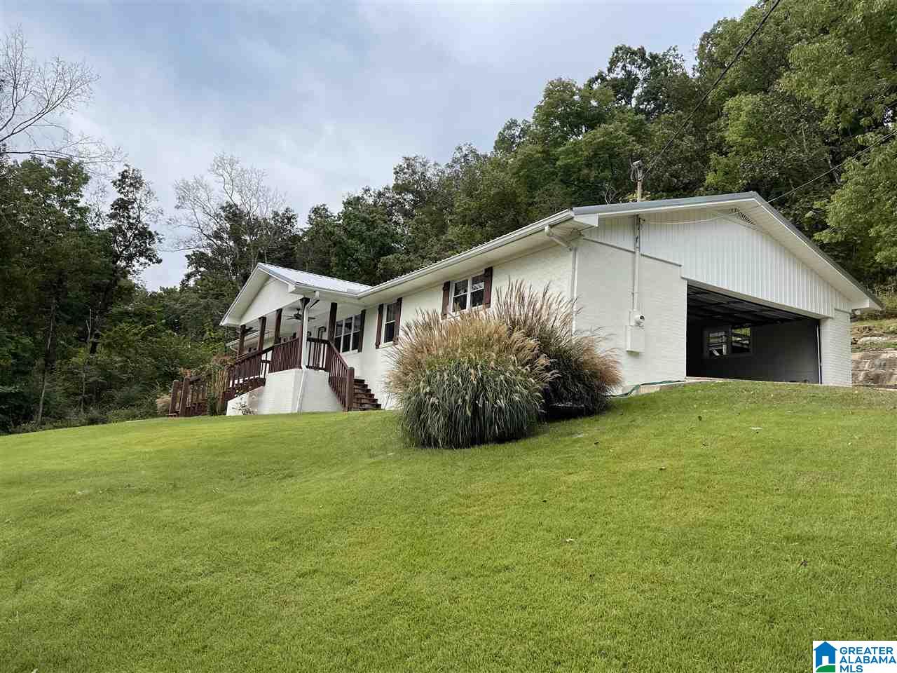 902 4th Avenue East Oneonta, AL 35121 - Photo 4 of 47