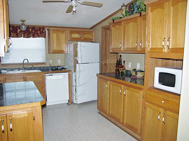 213 Rona Boulevard Pataskala, OH 43062 - Photo 10 of 20