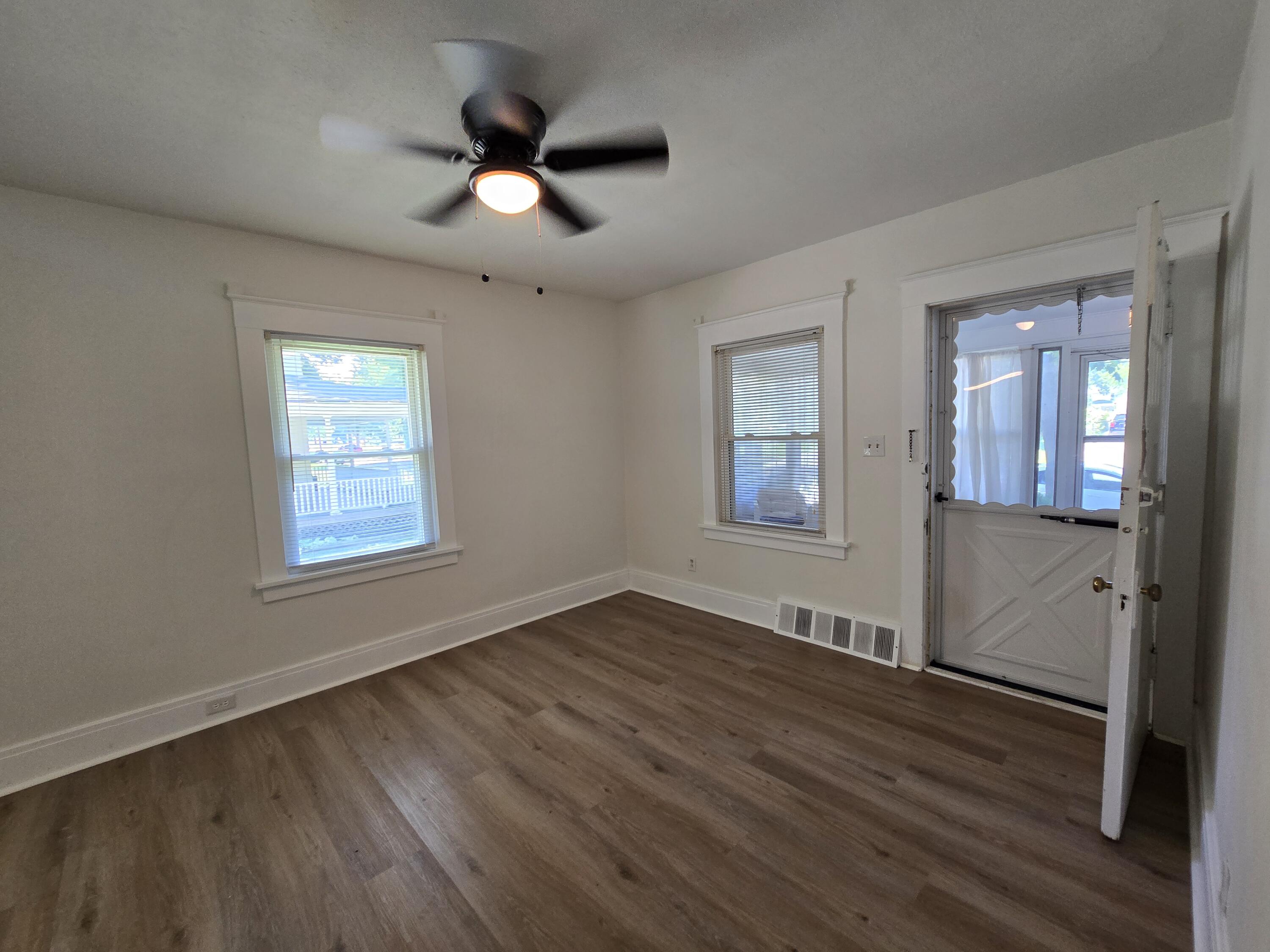 833 Backus Street Jackson, MI 49202 - Photo 12 of 41 20260712_161651