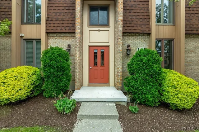 $159,900 | 130 Groton Drive, Unit 4, Amherst, NY 14228