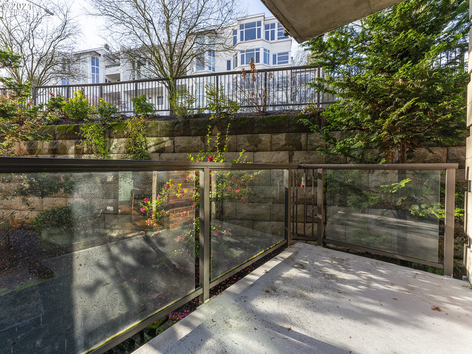 2454 Northwest Westover Road, Unit A202 Portland, OR 97210 - Photo 21 of 25 Gallery Image 21