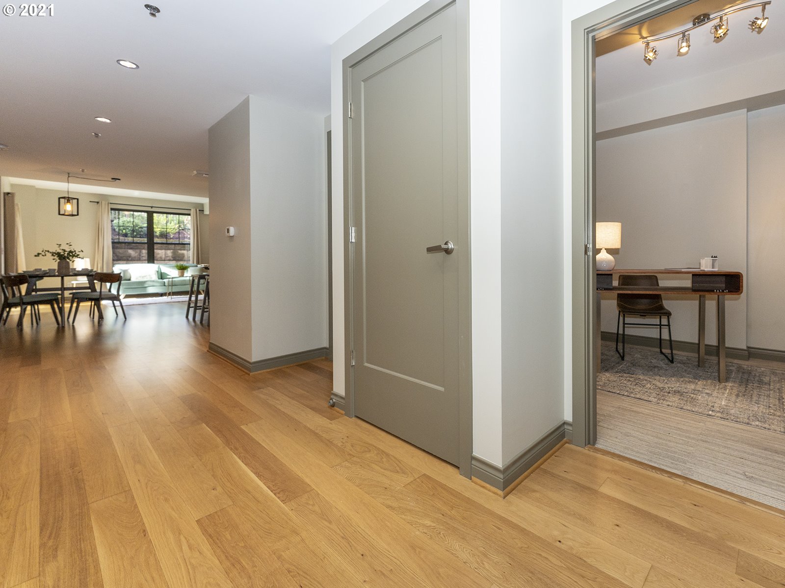 2454 Northwest Westover Road, Unit A202 Portland, OR 97210 - Photo 4 of 25 Gallery Image 4