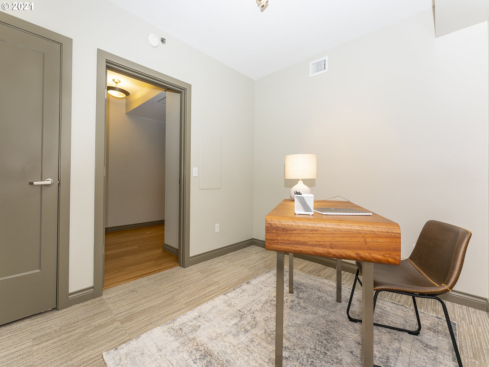 2454 Northwest Westover Road, Unit A202 Portland, OR 97210 - Photo 5 of 25 Gallery Image 5
