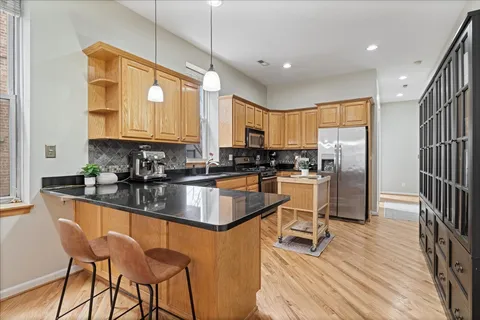 $449,900 | 1246 North Paulina Street, Unit 1, Chicago, IL 60622