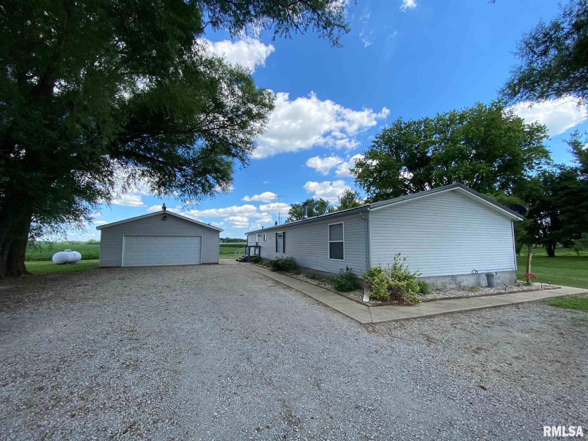7252 Loami Bates Road Loami, IL 62661 - Photo 1 of 37