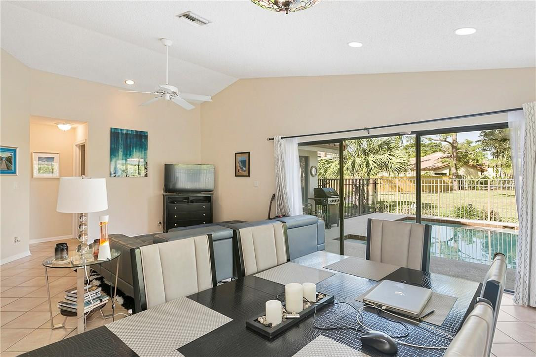 6345 Sweet Maple Lane Boca Raton, FL 33433 - Photo 5 of 18 Photo 5