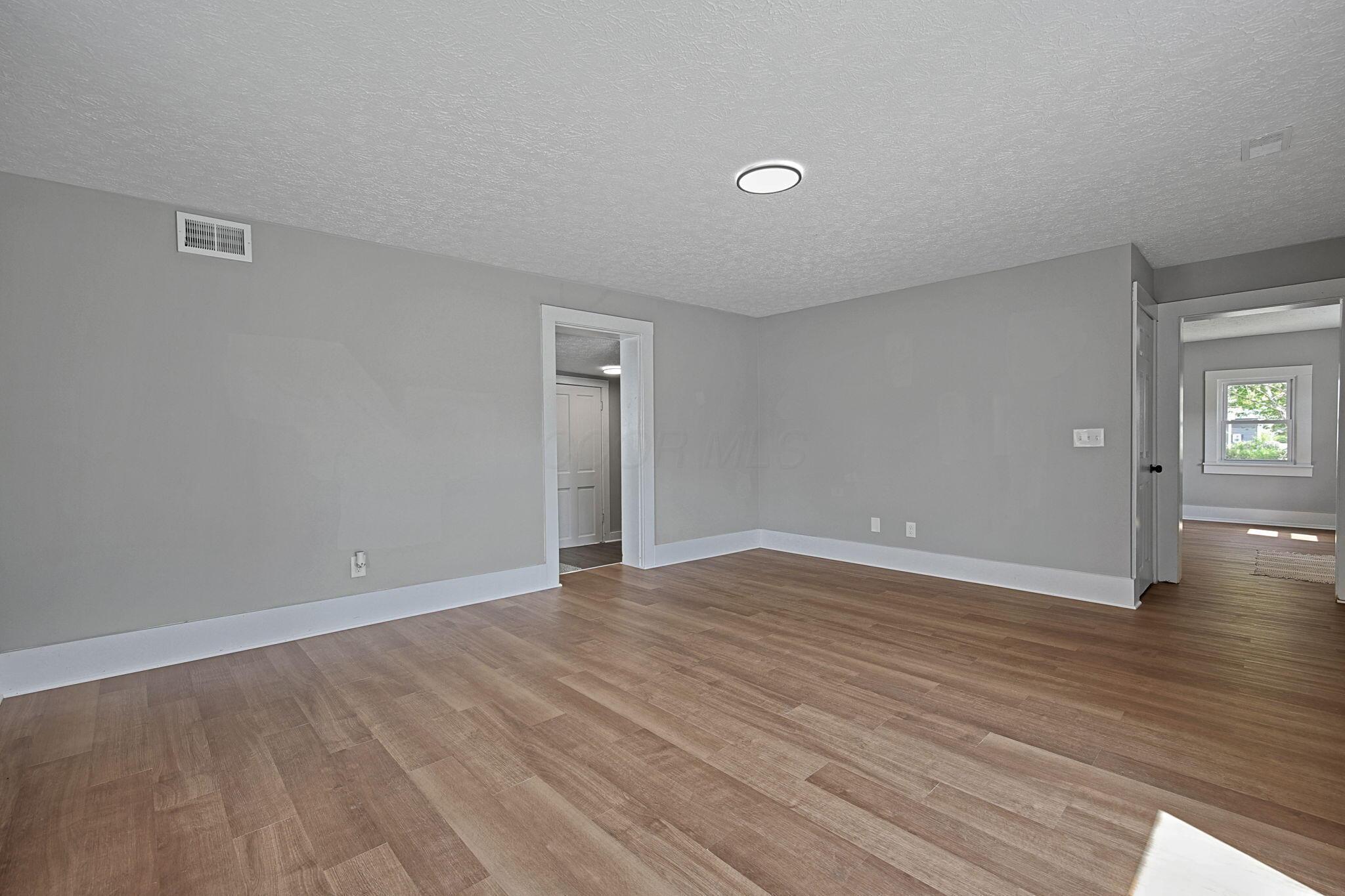 8620 Lithopolis Road Northwest Carroll, OH 43112 - Photo 13 of 50 Family Room 3rd view