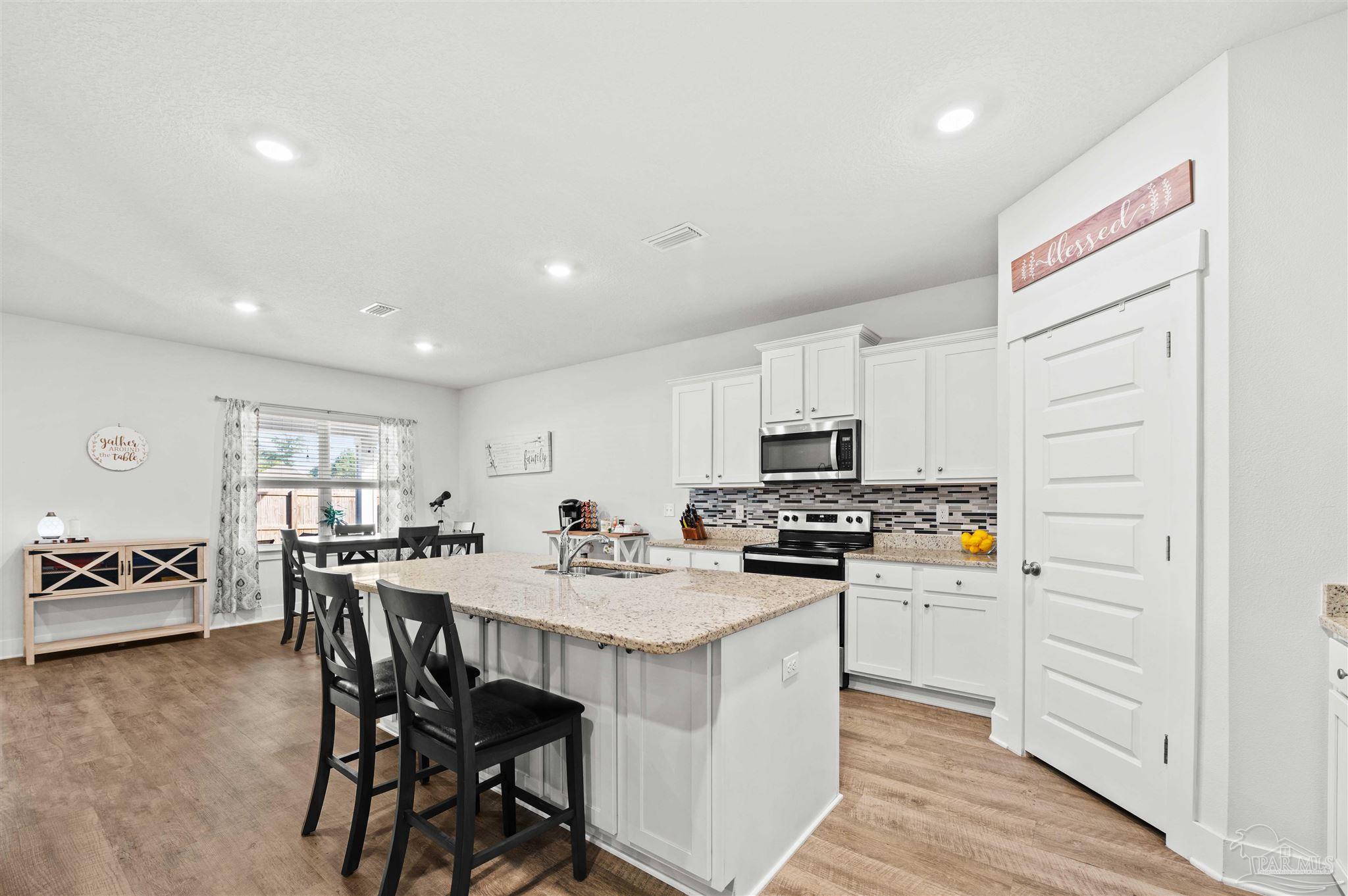 5869 Danbury Boulevard Pace, FL 32571 - Photo 8 of 33