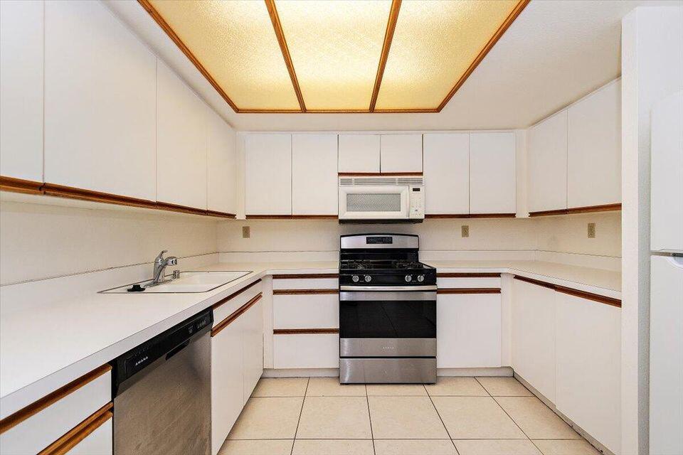 200 East Racquet Club Road, Unit 23 Palm Springs, CA 92262 - Photo 10 of 28 20250227202627899885000000-o