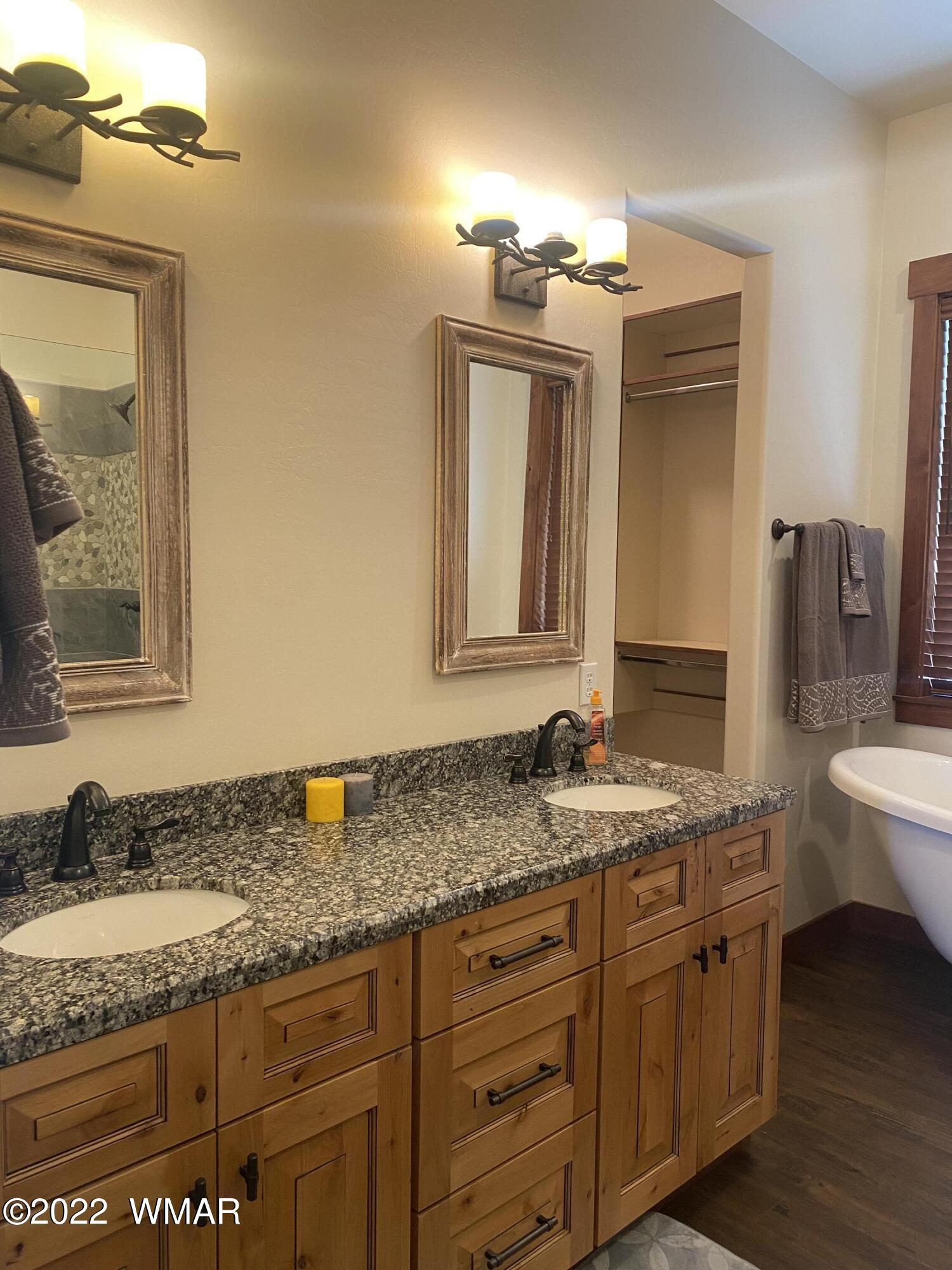 2936 Yellowjacket Street Overgaard, AZ 85933 - Photo 15 of 26