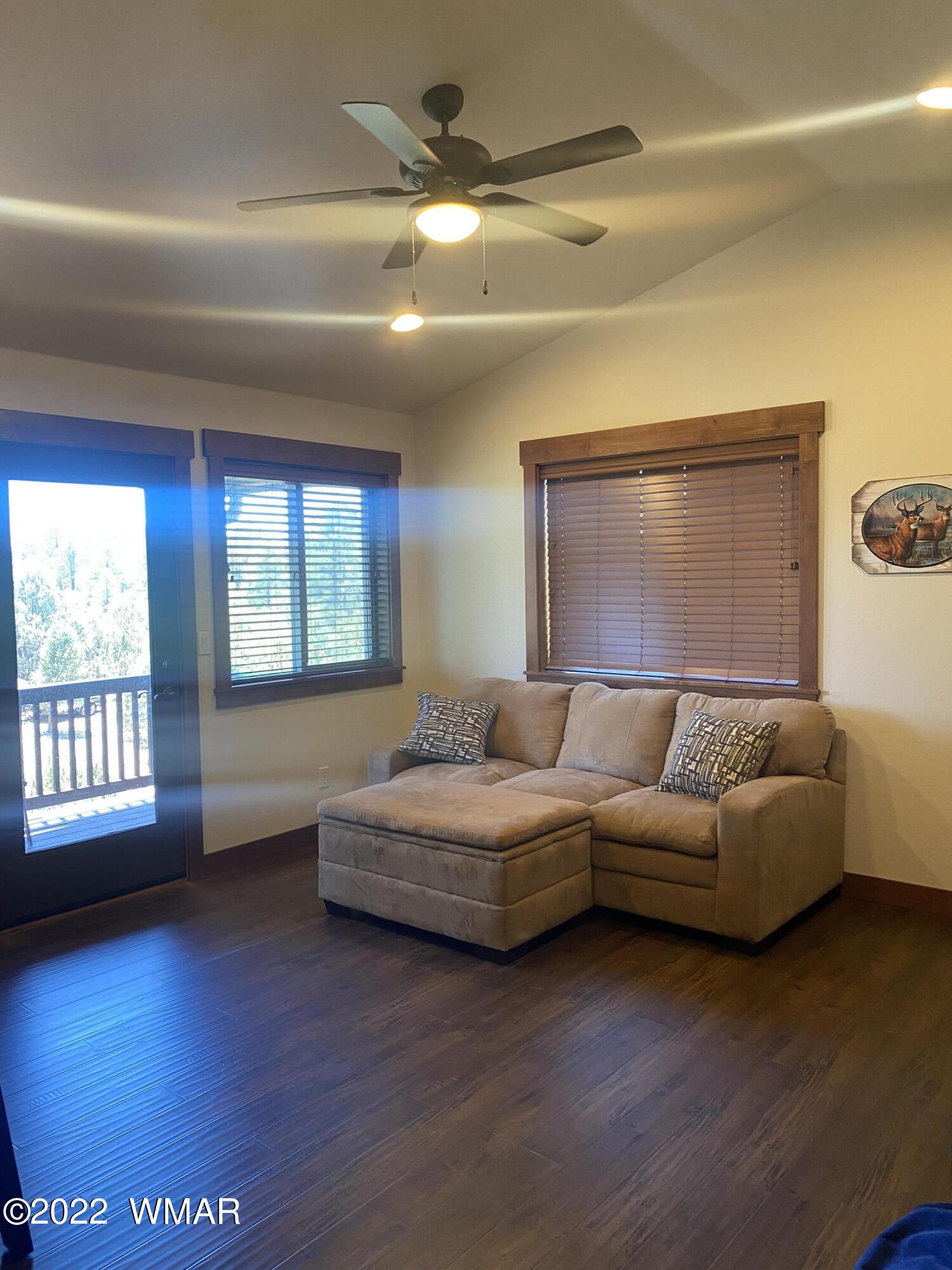 2936 Yellowjacket Street Overgaard, AZ 85933 - Photo 18 of 26