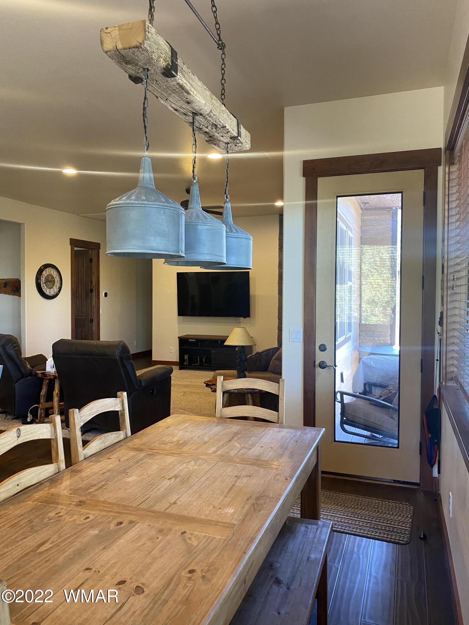2936 Yellowjacket Street Overgaard, AZ 85933 - Photo 9 of 26