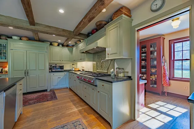 $3,285,000 | 68 Green Peak Orchard South, Dorset, VT 05253