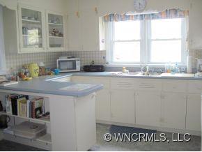 565 Edwards Cove Road Waynesville, NC 28786 - Photo 8 of 12 Gallery Image 8