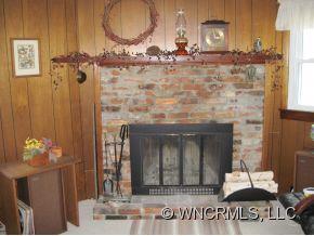 565 Edwards Cove Road Waynesville, NC 28786 - Photo 9 of 12 Gallery Image 9