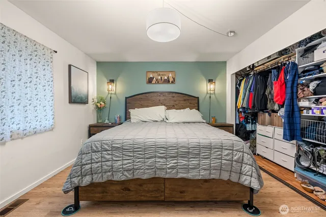 $515,000 | 241 Northeast Watson Court, Bremerton, WA 98311