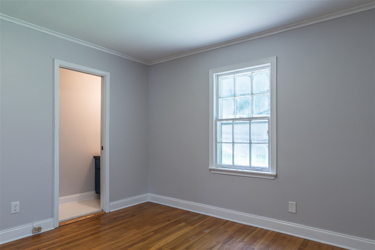 465 Vaughn Road Memphis, TN 38122 - Photo 11 of 25 Gallery Image 11