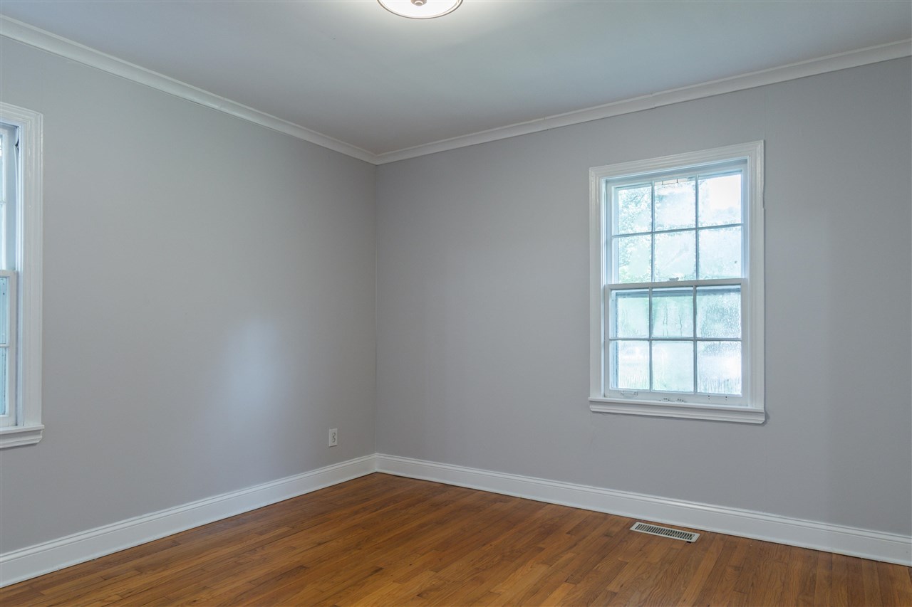 465 Vaughn Road Memphis, TN 38122 - Photo 12 of 25 Gallery Image 12