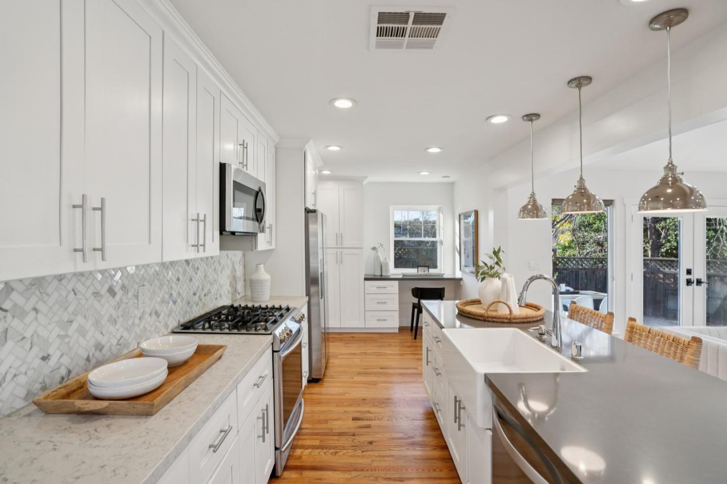 827 Riverside Drive San Jose, CA 95125 - Photo 8 of 19