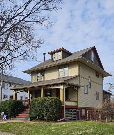 $769,000 | 833 South Scoville Avenue, Oak Park, IL 60304