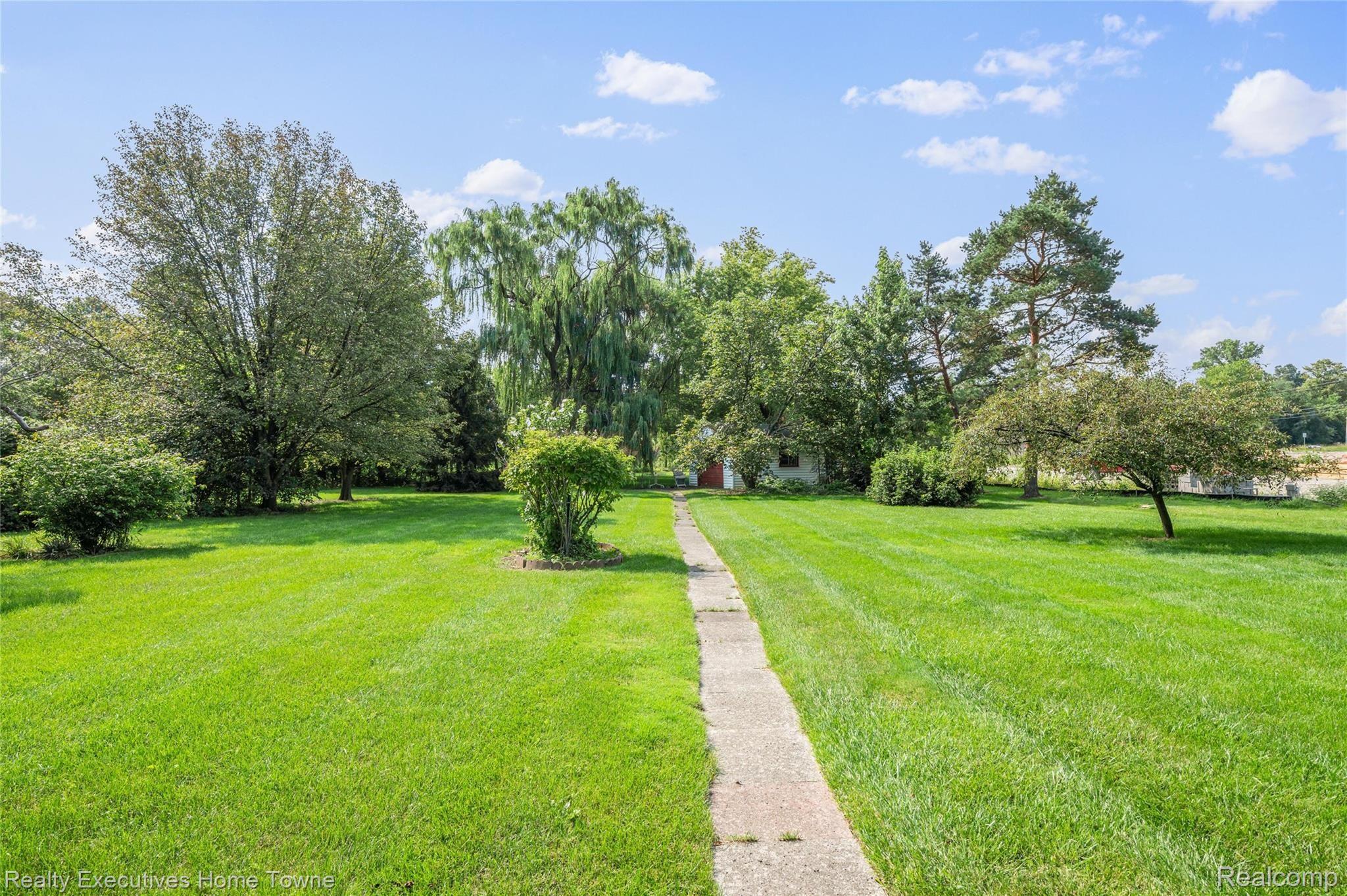 33876 Mulvey Road Fraser, MI 48026 - Photo 5 of 36 Mulvey-4.jpg