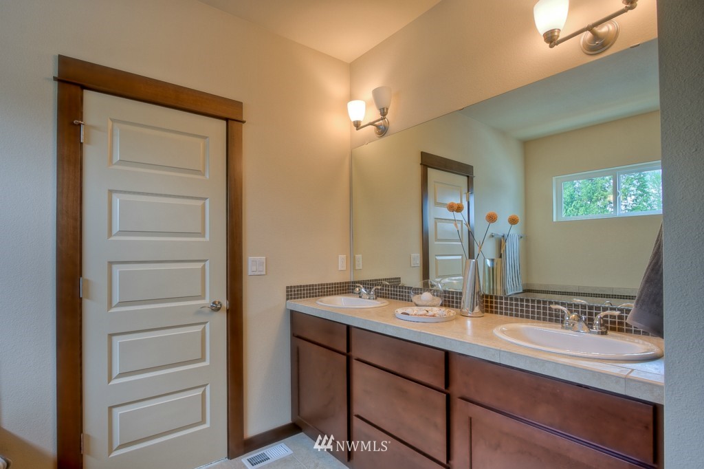 20211 3rd Drive Southeast, Unit 42 Bothell, WA 98012 - Photo 8 of 15