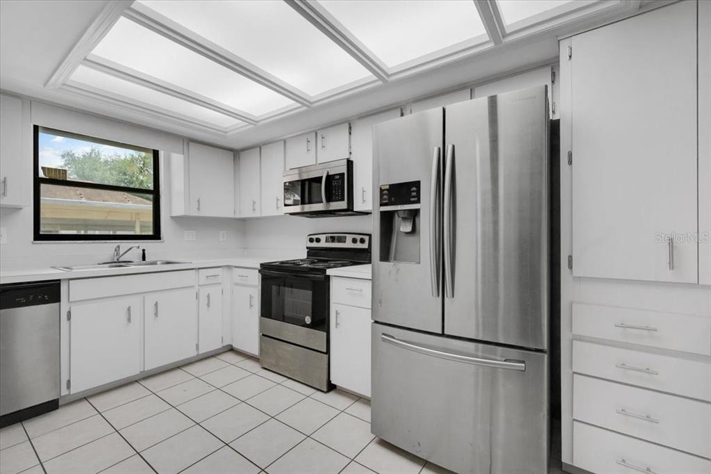 2025 Sylvester Road, Unit MM4 Lakeland, FL 33803 - Photo 4 of 26
