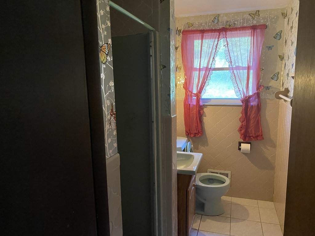 14 Foley Road Marlborough, MA 01752 - Photo 7 of 13 Gallery Image 7