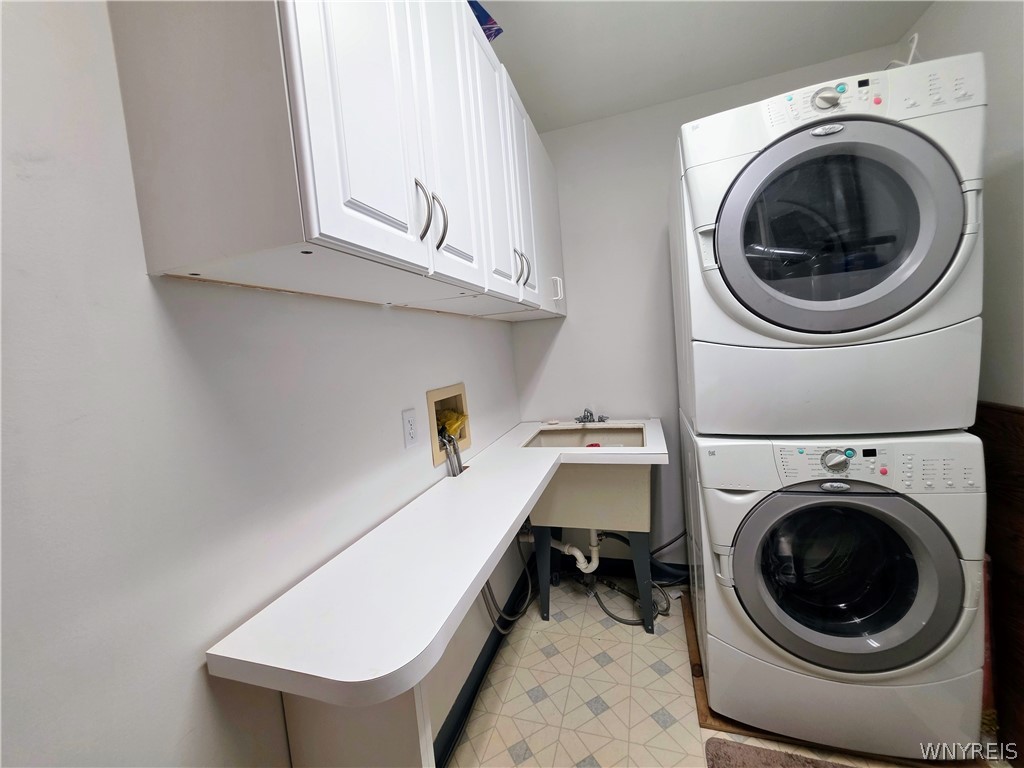 151 Chestnut Street Wilson, NY 14172 - Photo 12 of 30 In-unit laundry