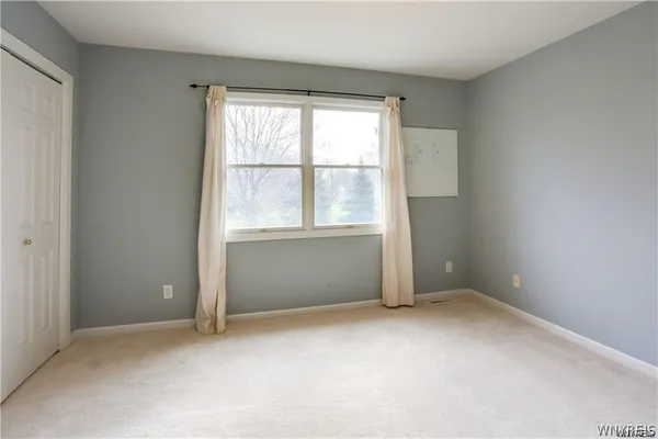 $4,200 | 5558 Martha's Vineyard, Clarence, NY 14032