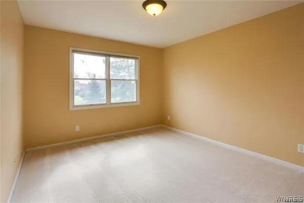 $4,200 | 5558 Martha's Vineyard, Clarence, NY 14032