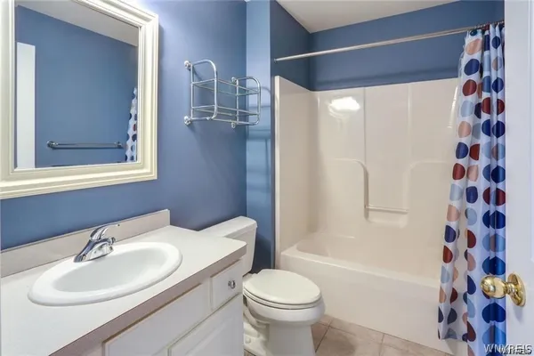 $4,200 | 5558 Martha's Vineyard, Clarence, NY 14032