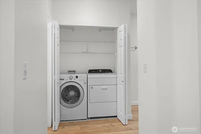 $835,000 | 18003 Northeast 93rd Court, Unit 3, Redmond, WA 98052