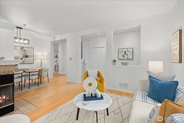 $835,000 | 18003 Northeast 93rd Court, Unit 3, Redmond, WA 98052