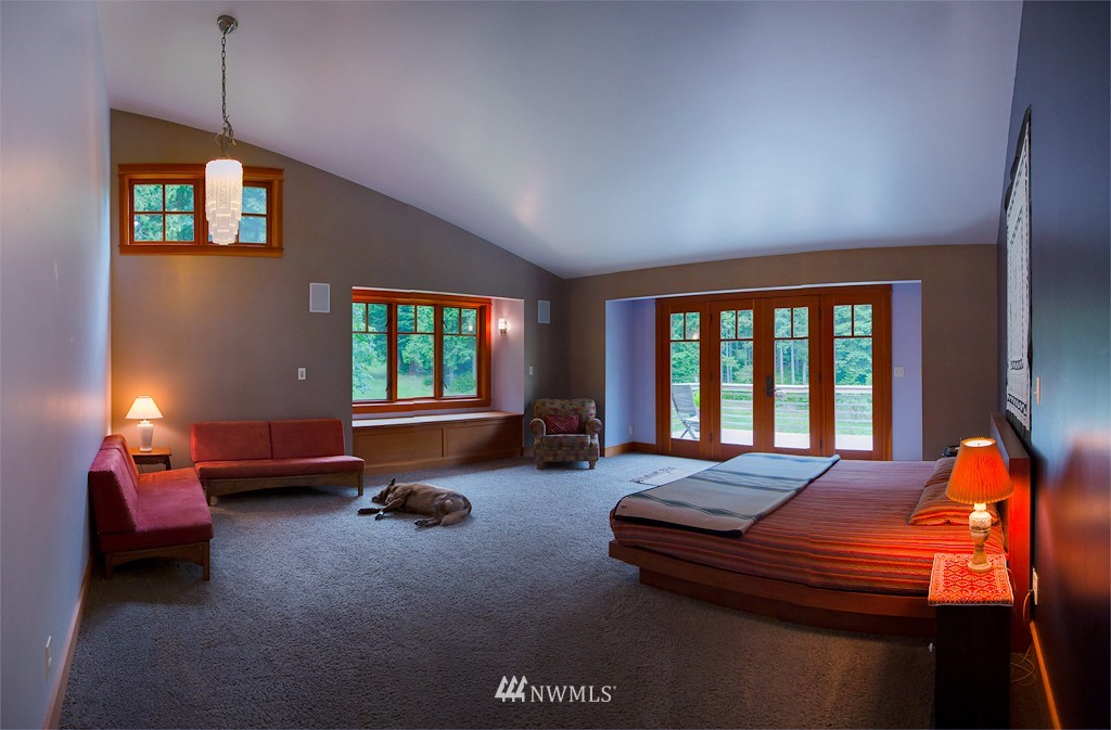 4461 Glendale Road Clinton, WA 98236 - Photo 12 of 25 Gallery Image 12