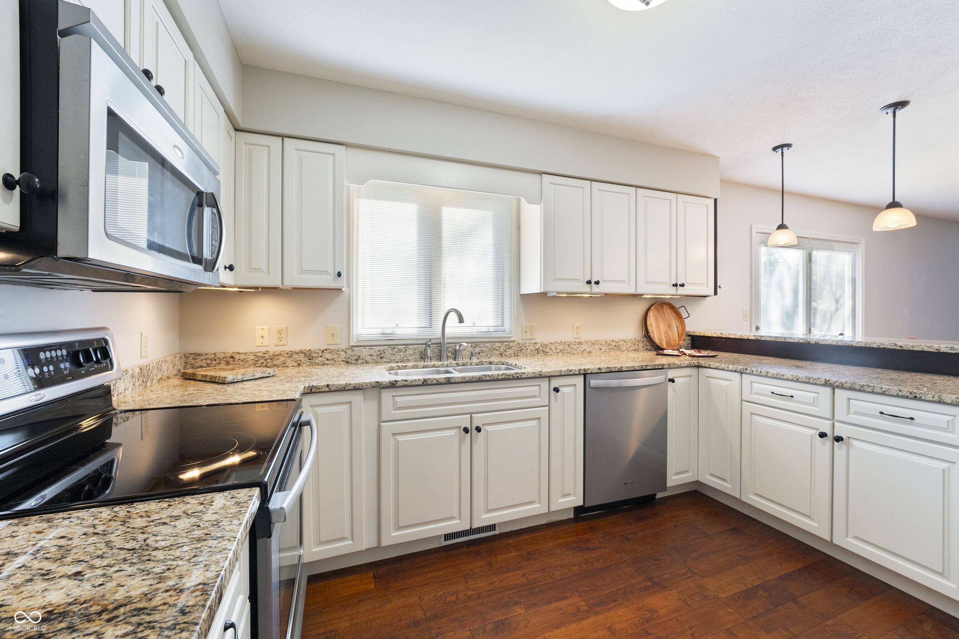 3705 River Road Columbus, IN 47203 - Photo 13 of 50