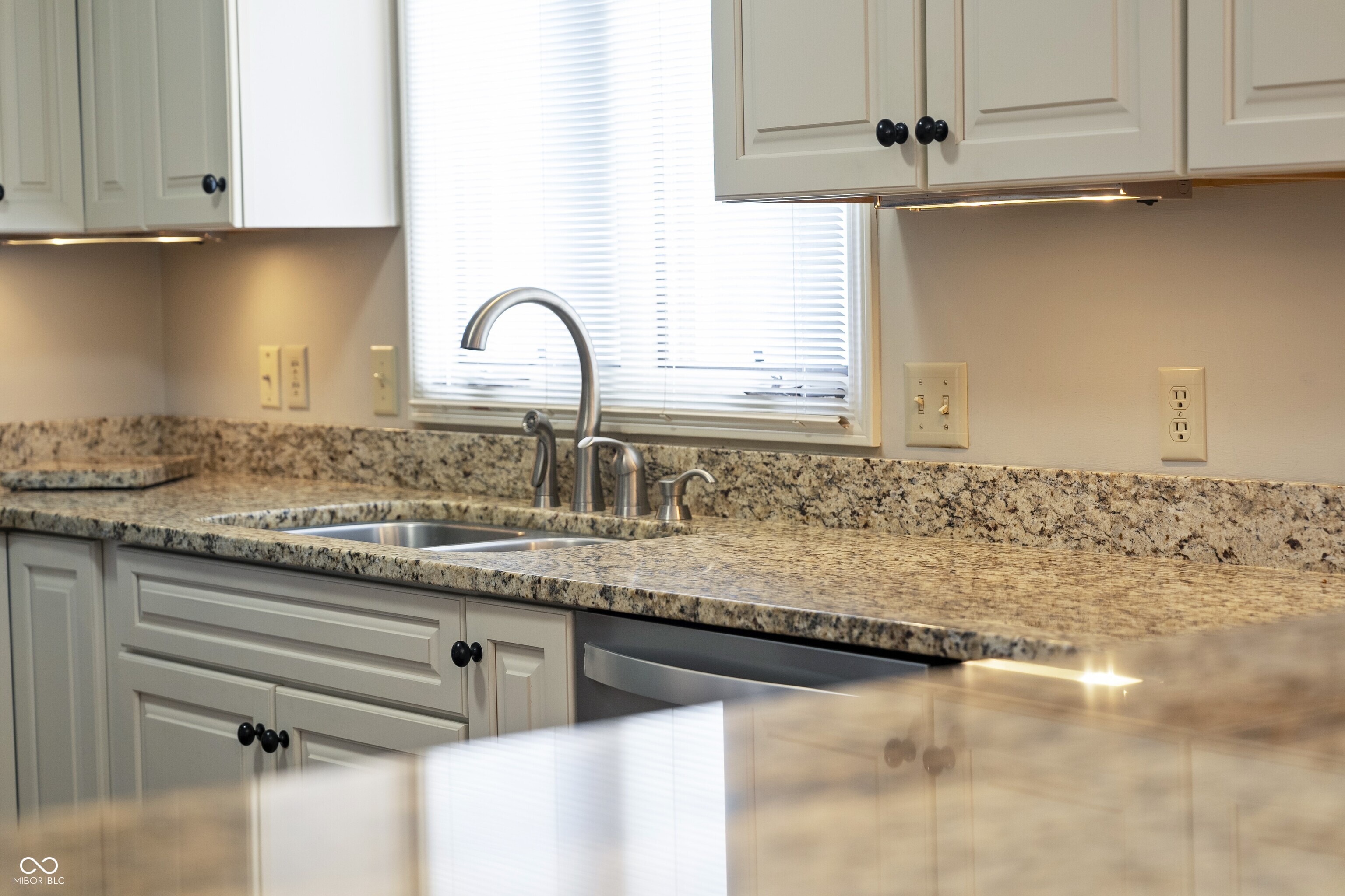 3705 River Road Columbus, IN 47203 - Photo 17 of 50