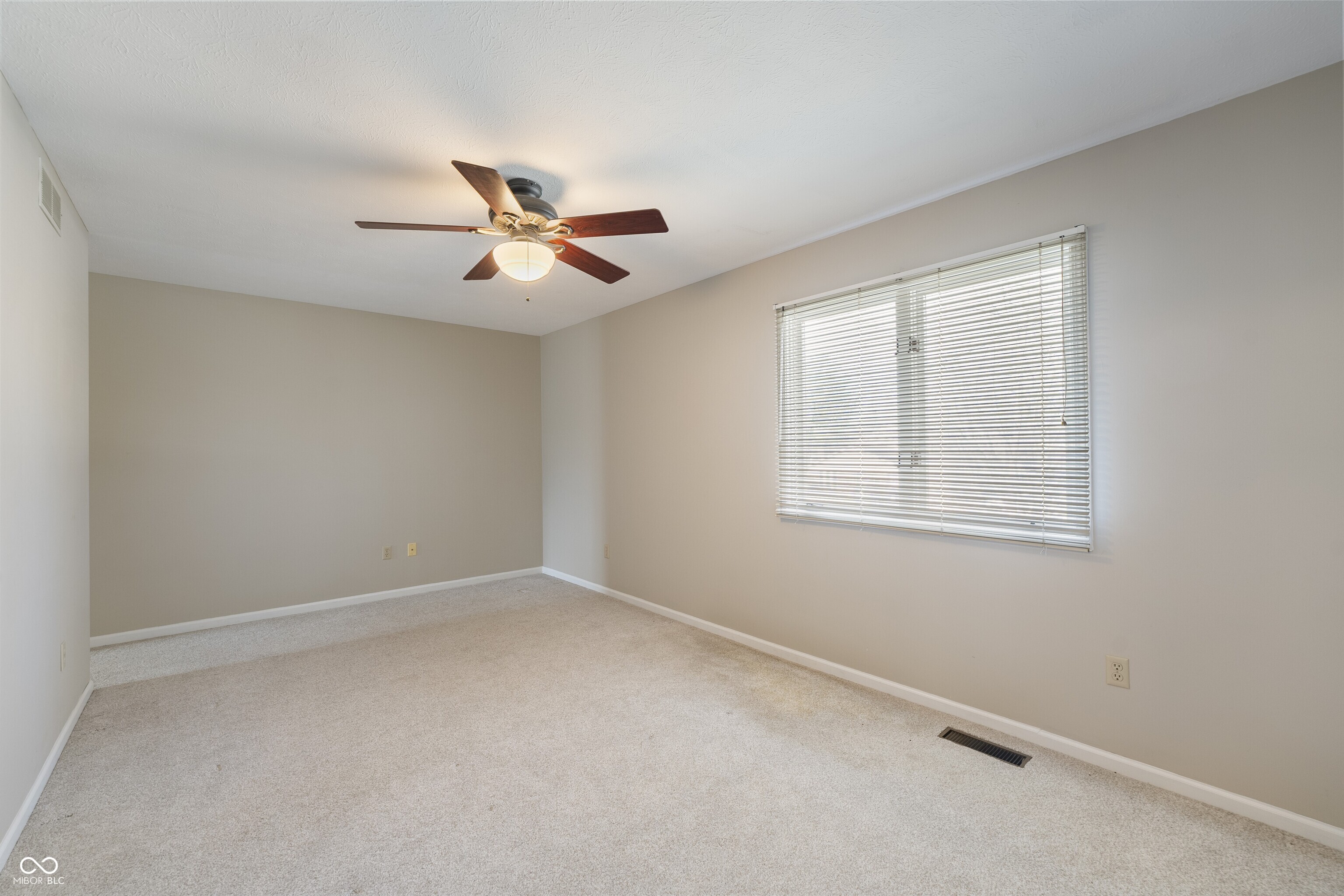 3705 River Road Columbus, IN 47203 - Photo 28 of 50