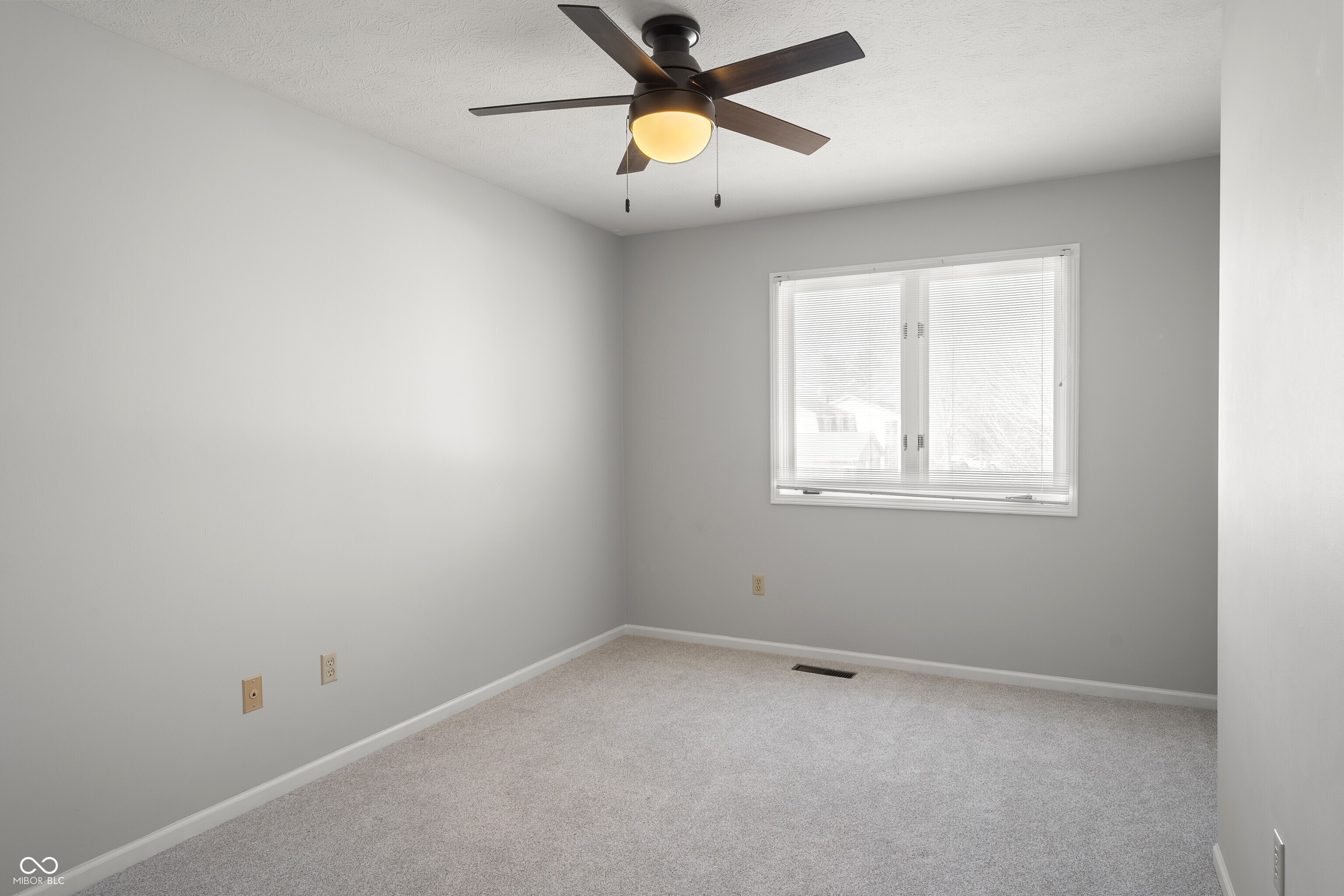 3705 River Road Columbus, IN 47203 - Photo 32 of 50