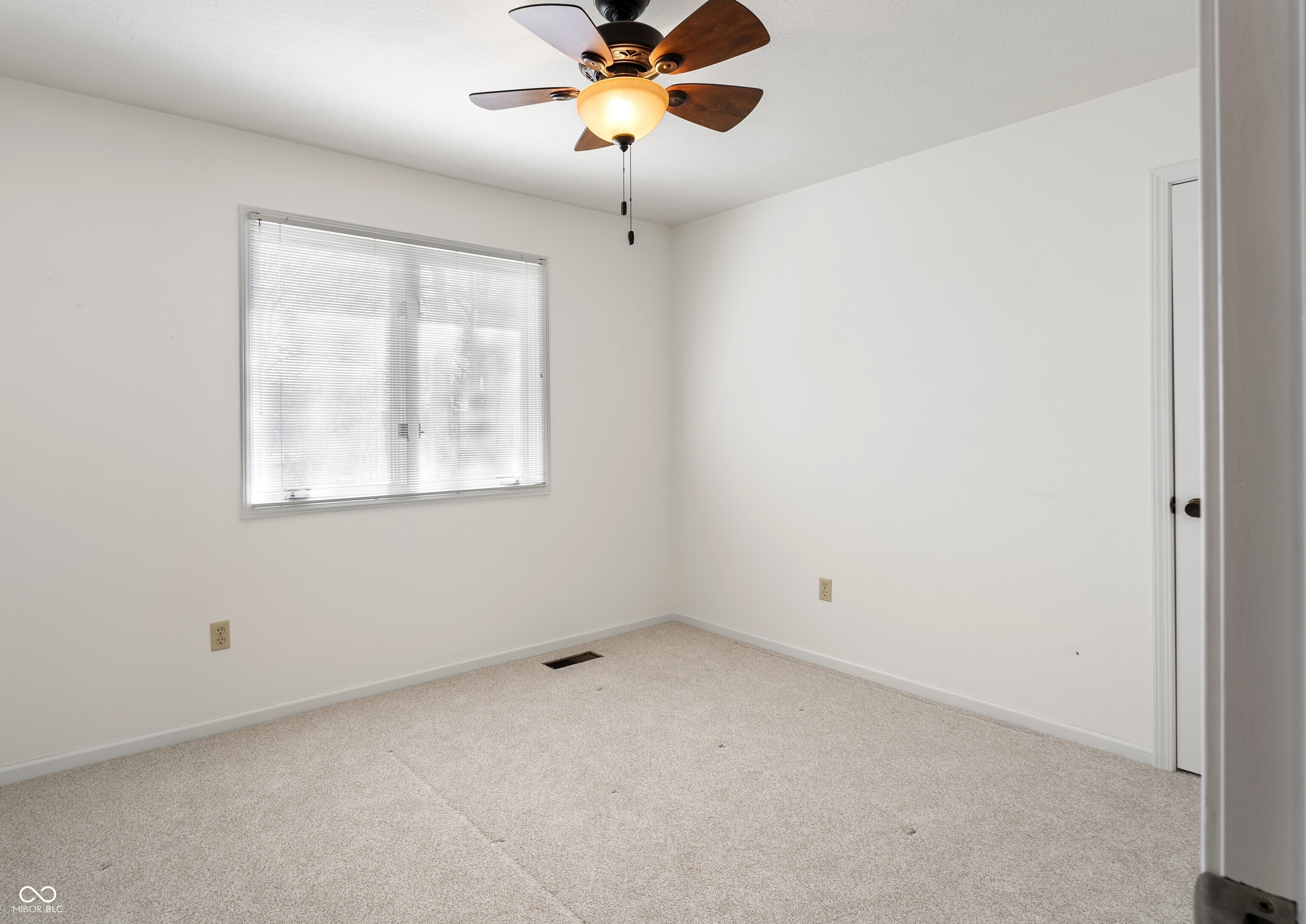 3705 River Road Columbus, IN 47203 - Photo 33 of 50