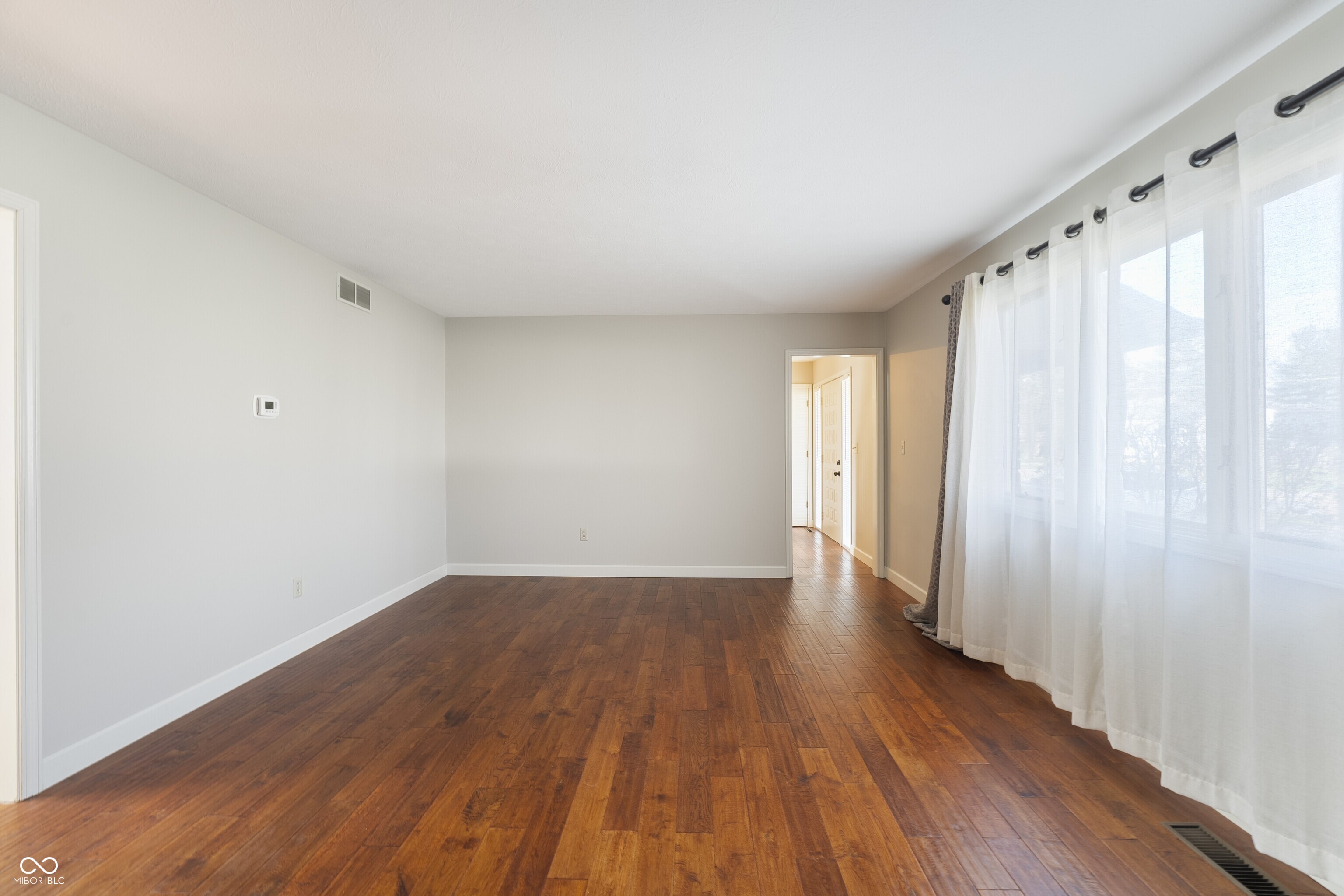 3705 River Road Columbus, IN 47203 - Photo 6 of 50