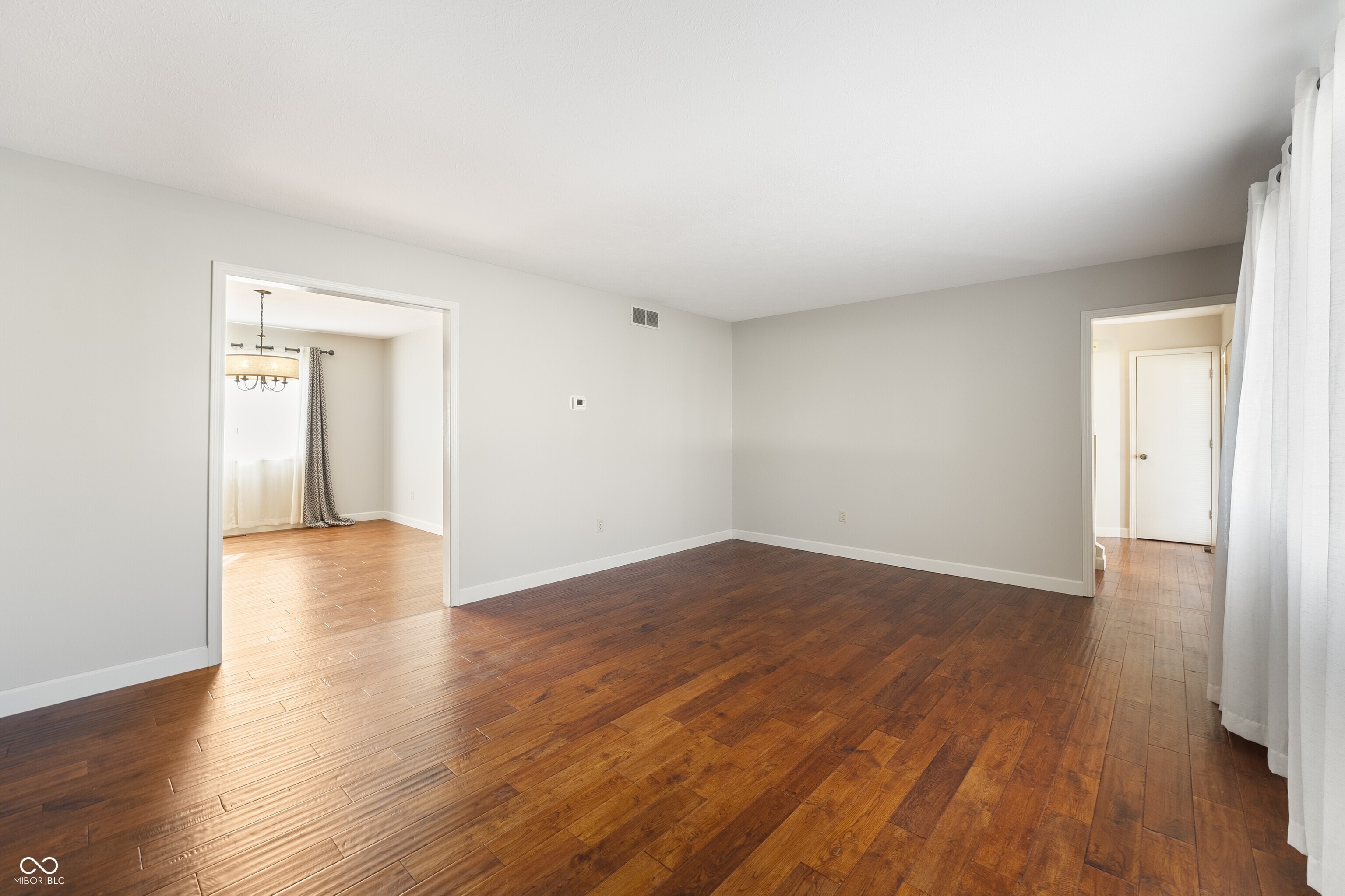 3705 River Road Columbus, IN 47203 - Photo 7 of 50