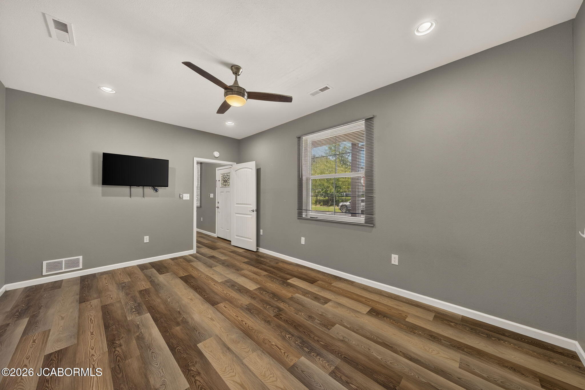 102 South High Street California, MO 65018 - Photo 18 of 43
