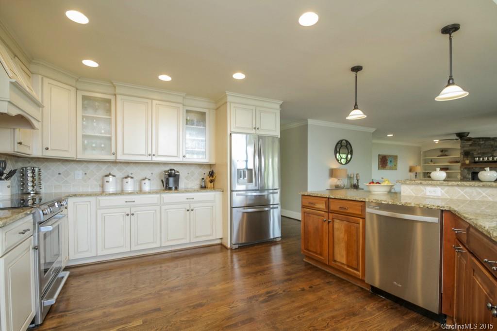 22633 Torrence Chapel Road Cornelius, NC 28031 - Photo 8 of 24 Gallery Image 8
