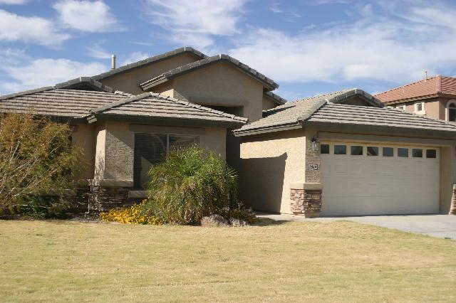 3884 East Simpson Road Gilbert, AZ 85297 - Photo 1 of 4 Front