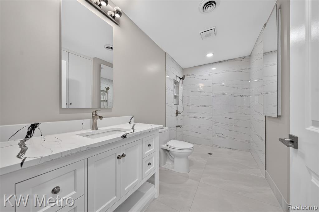 4251 Derry Road Bloomfield Hills, MI 48302 - Photo 13 of 22 Gallery Image 13
