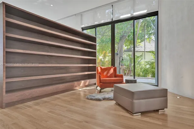 $10,490,000 | Golden Beach, Golden Beach, FL 33160