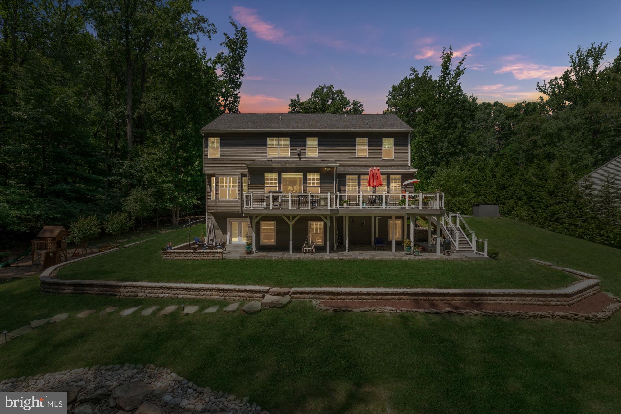 15931 Woods Center Road Silver Spring, MD 20906 - Photo 3 of 110 Gallery Image 3