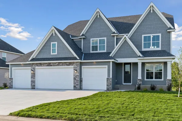 $940,000 | 4749 131st Avenue Northeast, Blaine, MN 55449
